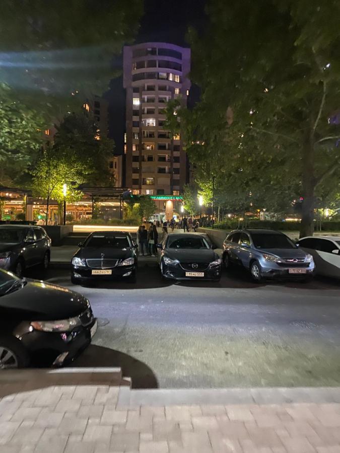 יירבאן Holiday Centrum מראה חיצוני תמונה